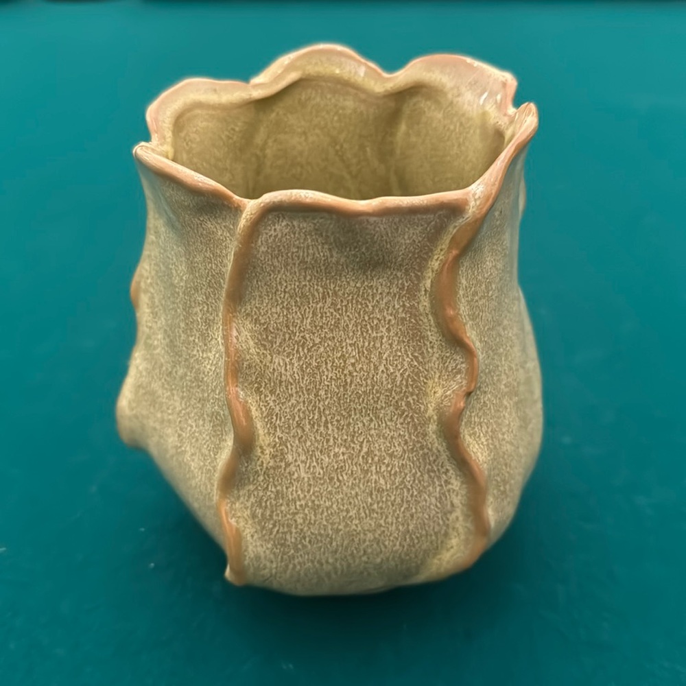 Anthropologie vase green swirl design 4” diameter opening 5 1/2” tall (mlb)